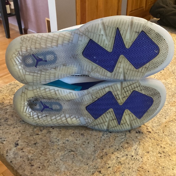 EUC/AIR JORDAN MARS sneakers / Mens 8 - Picture 4 of 9